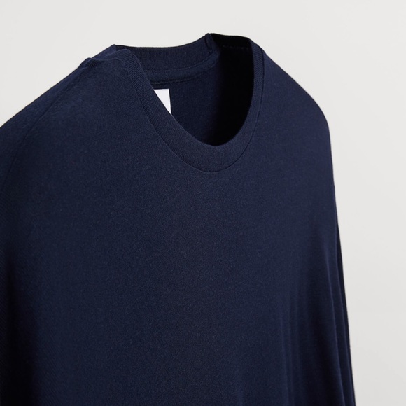 BNWT ZARA ROUND NECK SWEATER LONG SLEEVE NAVY M - Picture 2 of 4